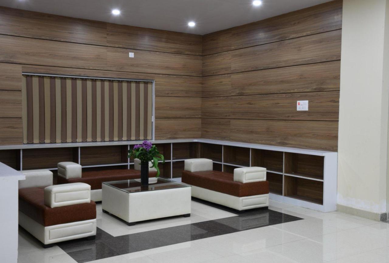 Hotel Mariya International Bodh-Gajá Kültér fotó