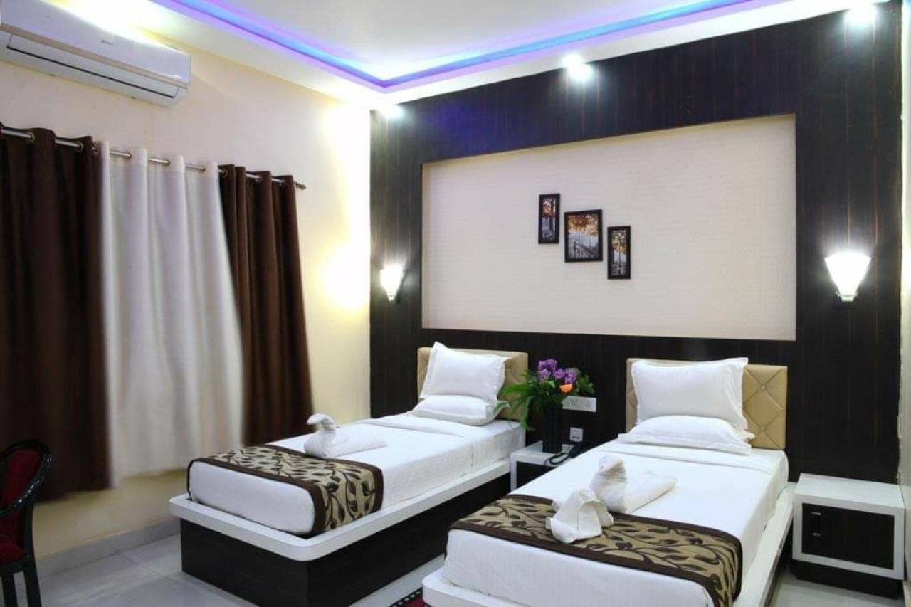 Hotel Mariya International Bodh-Gajá Kültér fotó